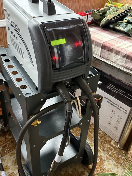 Продам спотер для ремонта авто кузова с тележкой