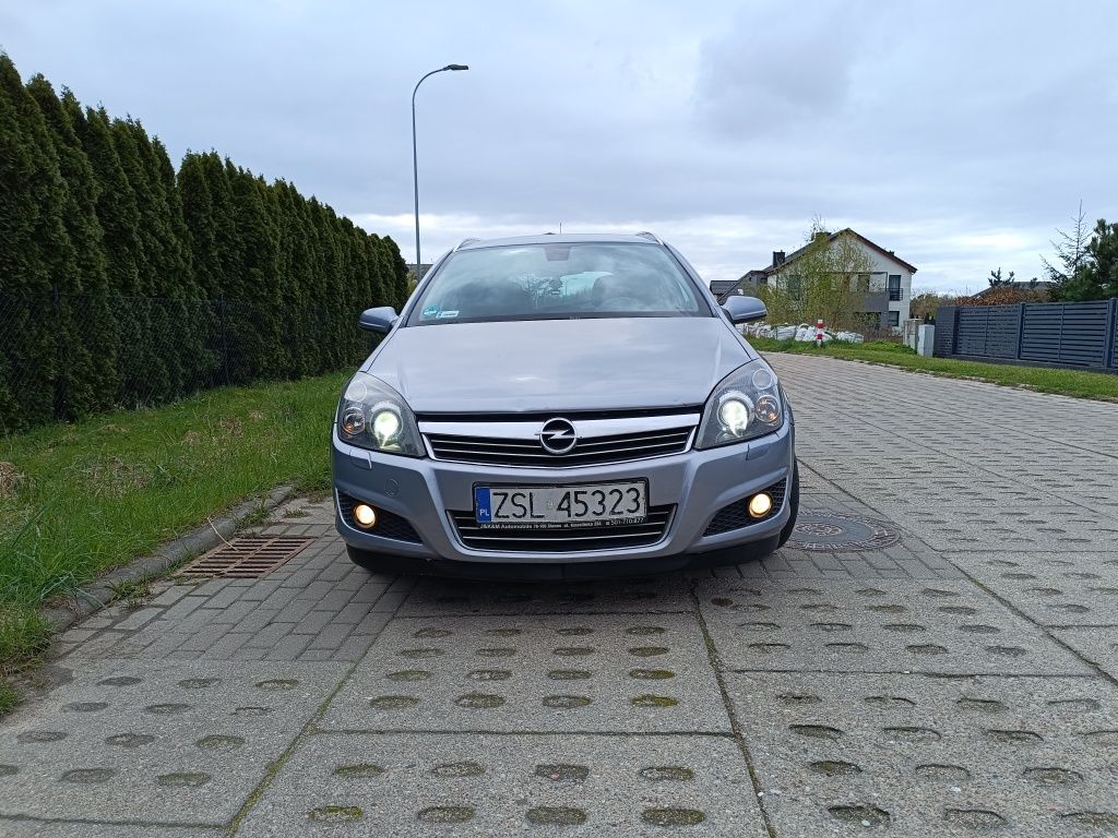 Opel Astra H lift 1,9cdti 120kM,automat,kombi,wersja SPORT,super cena