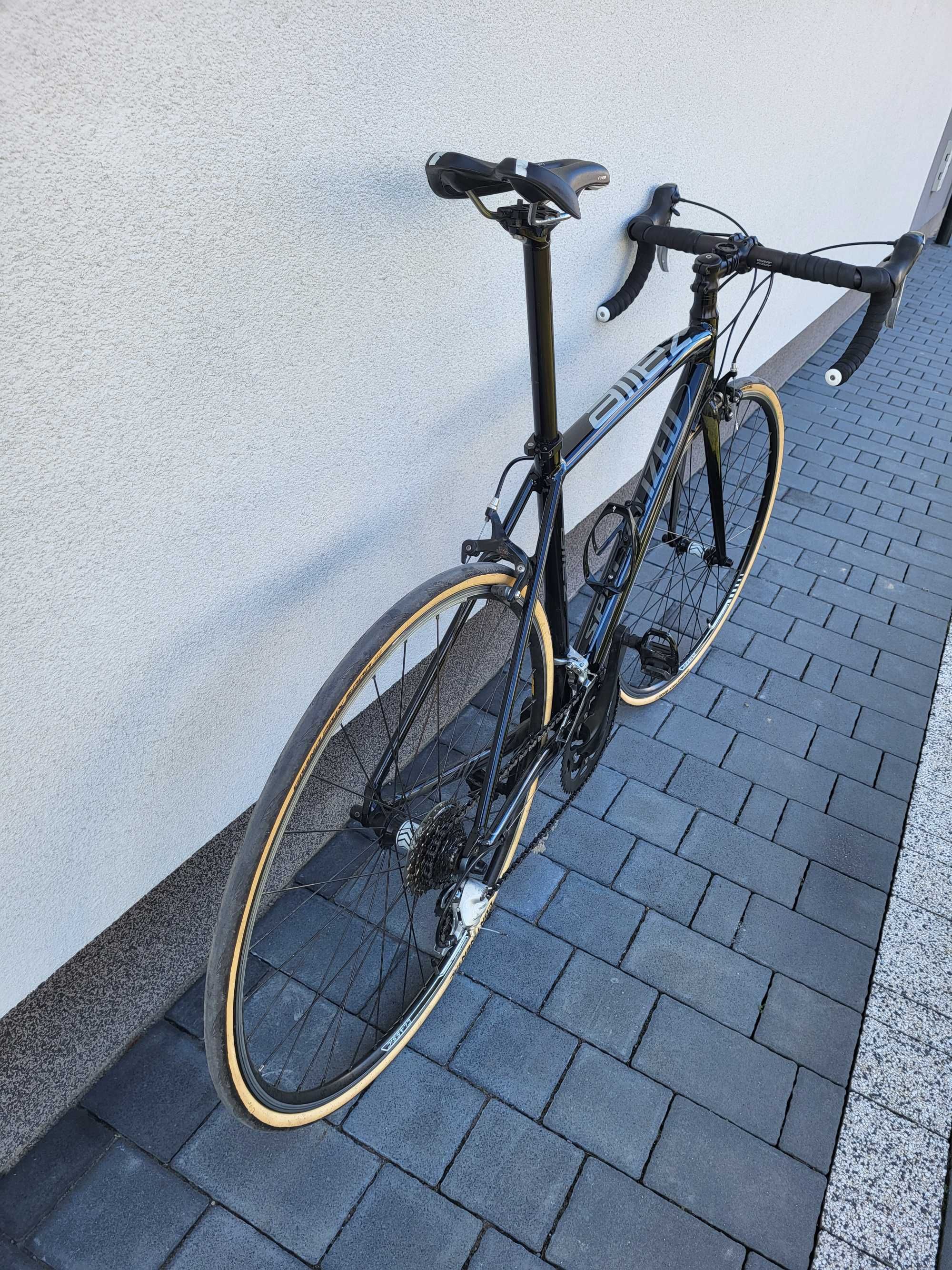 Rower szosowy, Kolarzówka Specialized Allez , Radom