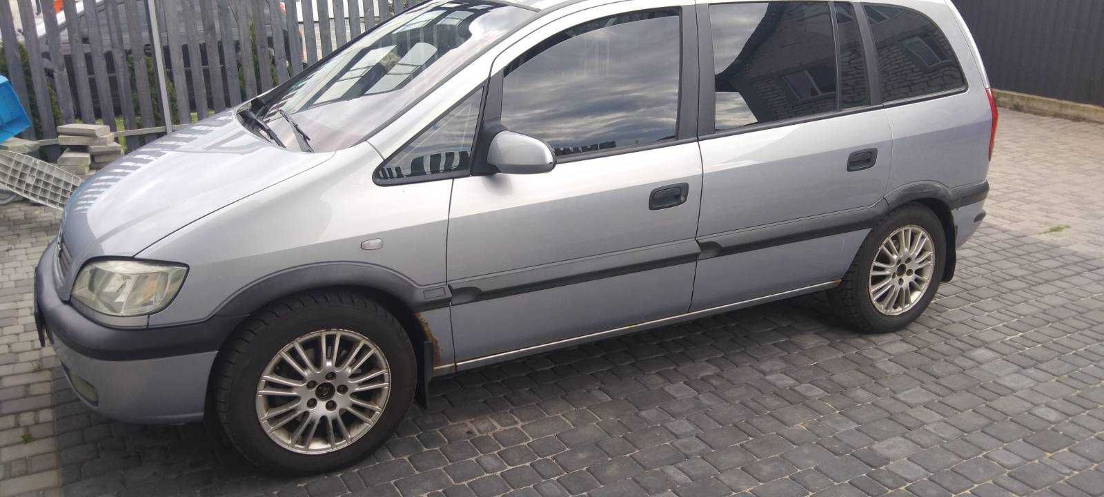 Opel Zafira 2001 AT