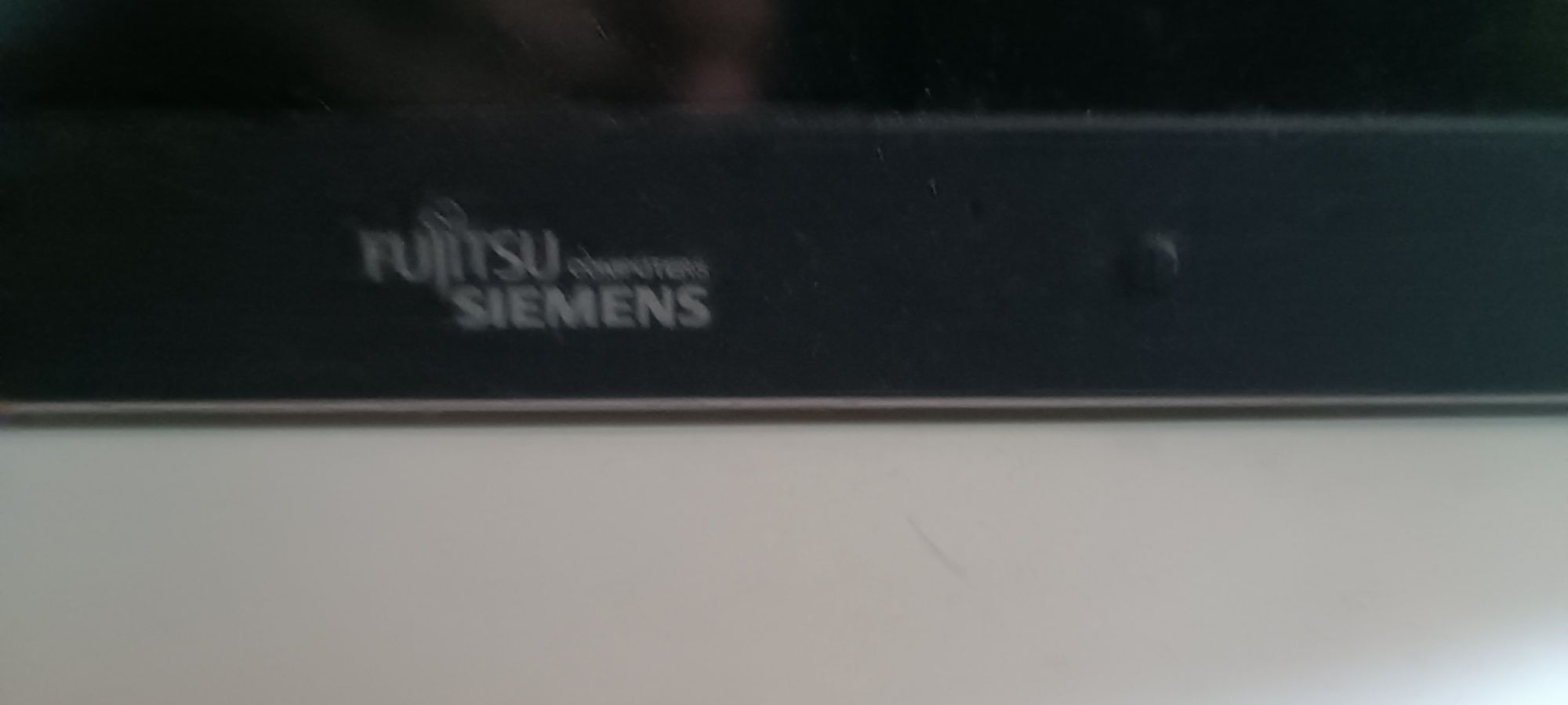 Ноутбук Fujitsu Siemens