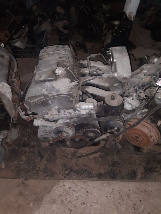 Двигун Двигатель mercedes w202 1.8 i 111.920  om111 920