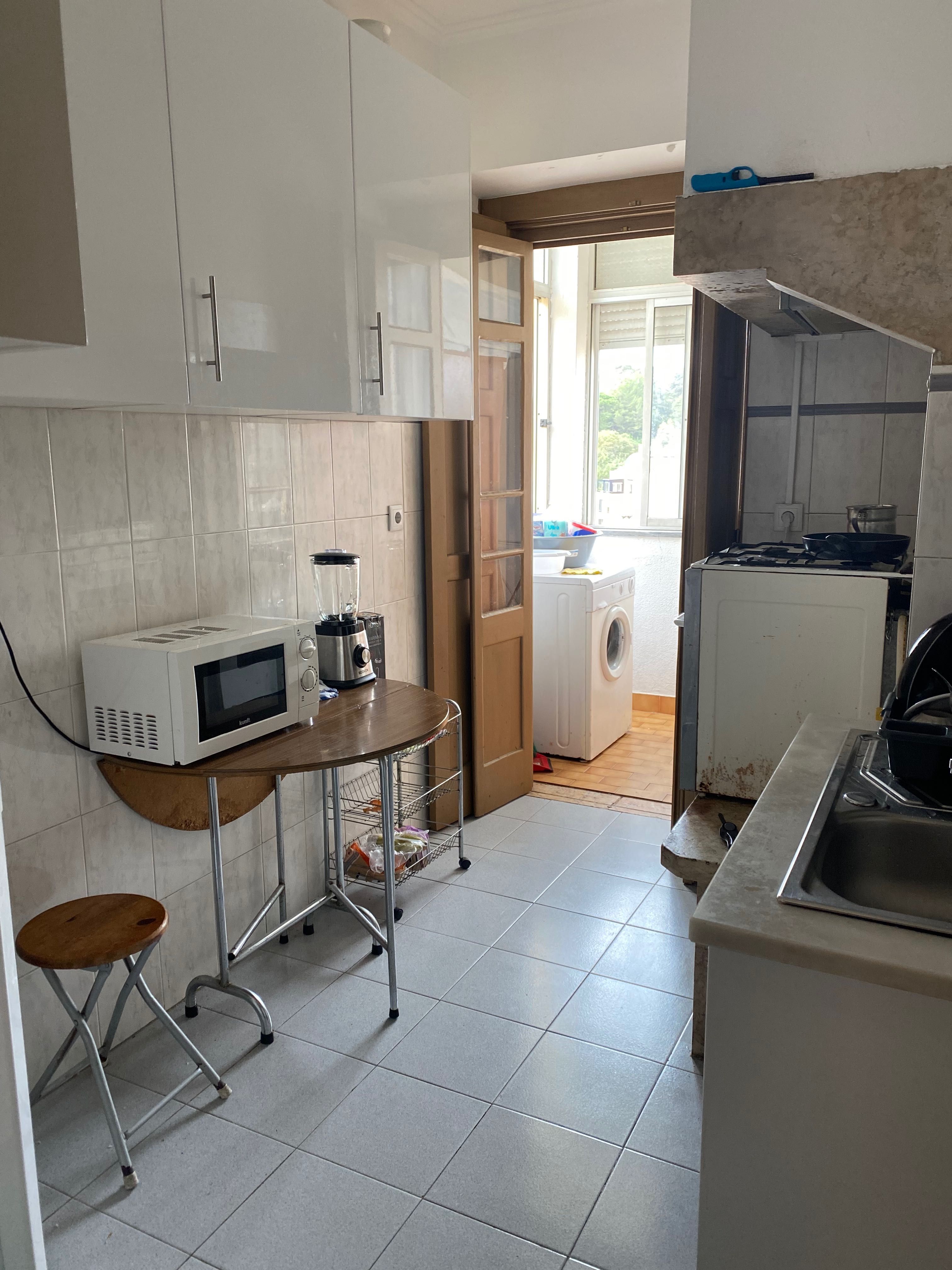 Quarto para arrendar nas Laranjeiras