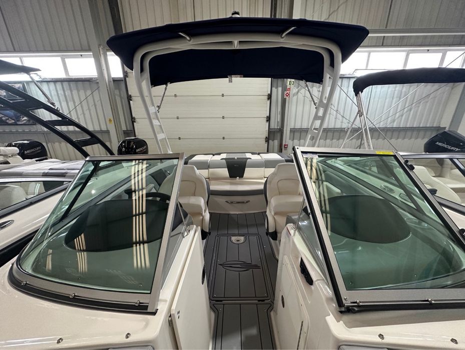 Chaparral 21 SSi 2025 c/ Torre Wake e Bimini - Semi usado