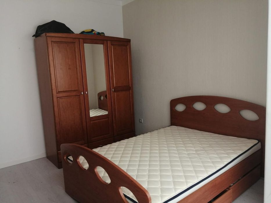 Vende se imóvel t1+1 remodelado na Baixa da banheira.