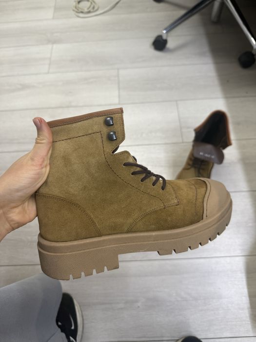 Продам осінні чоботи Vitto Rossi