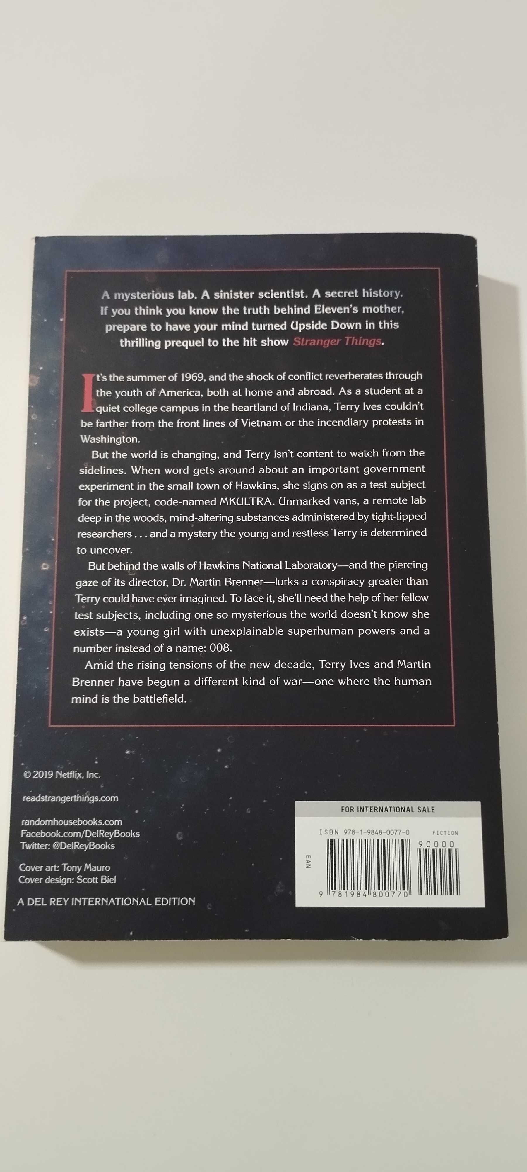 Stranger Things: Suspicious Minds Gwenda Bond