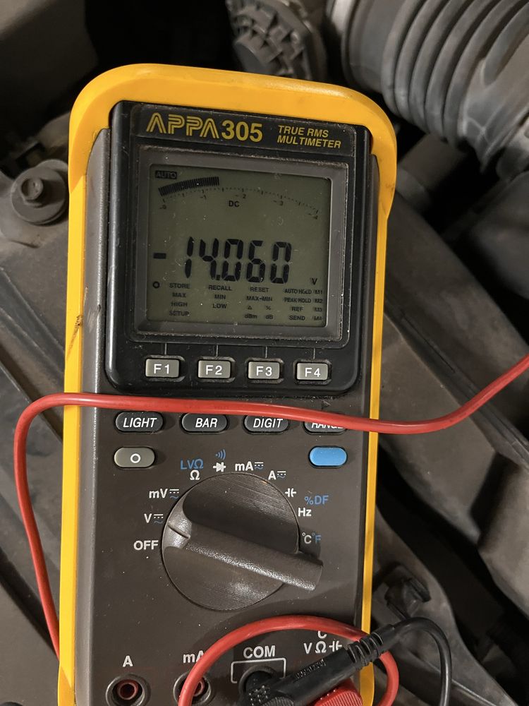 Akumulator Yuasa:12V,  65Ah, 520A, start-stop