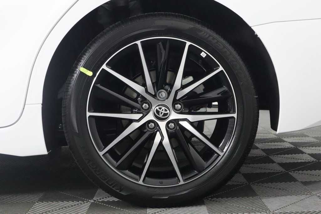 Kola felgi opony Toyota Camry lift 235/45r18 Czujniki Zima 2021 7mm