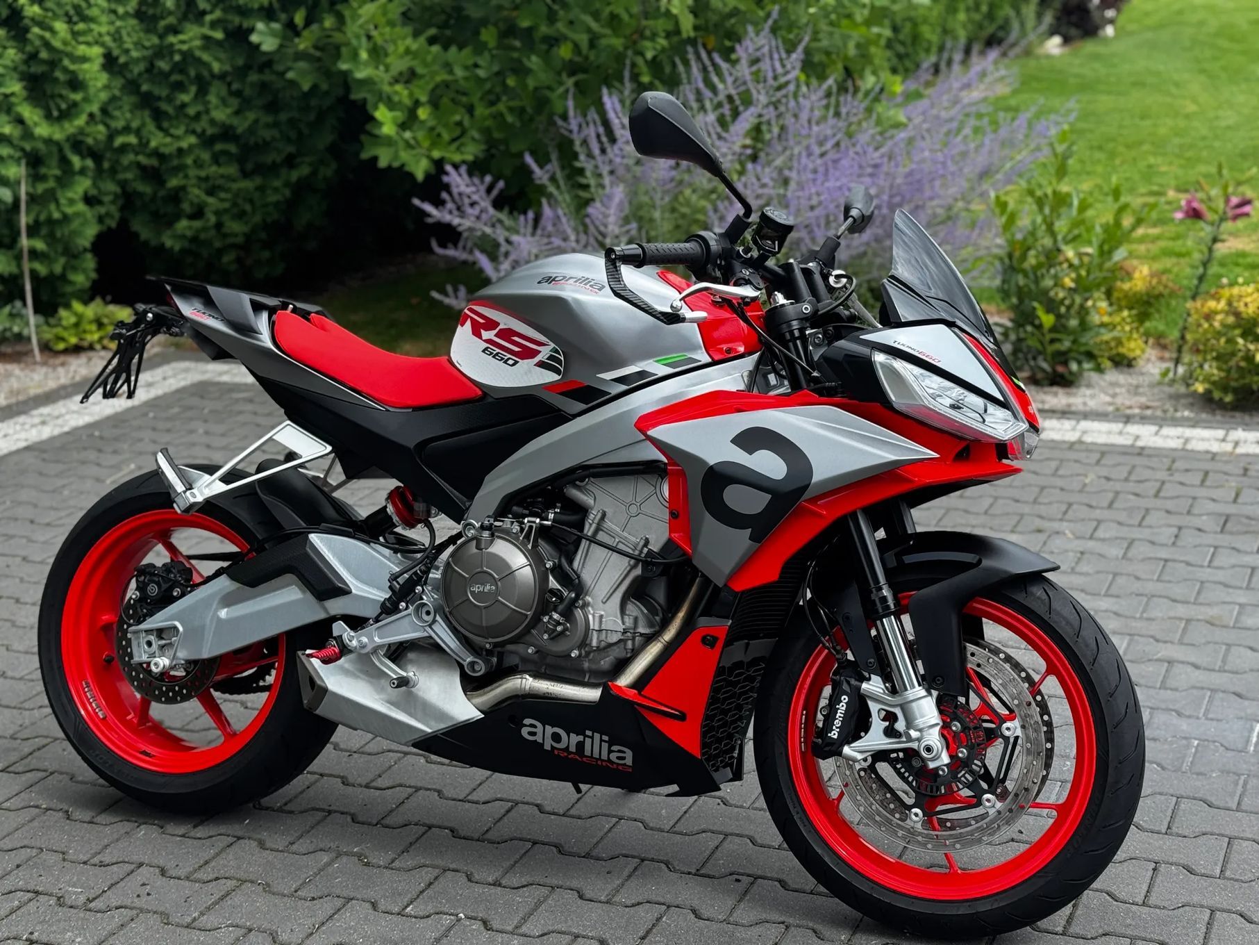 Aprilia RS Aprilia RS 660 Tuono Pełna moc 95 koni Sprowadzony