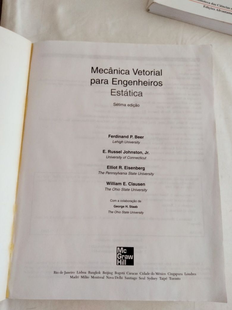 Vendo Livro Mecânica Vetorial para Engenheiros