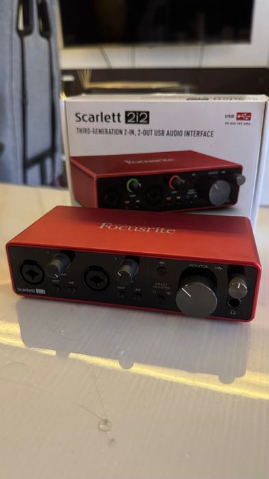 Аудіоінтерфейс Focusrite Scarlett 2i2 (3rd Gen)