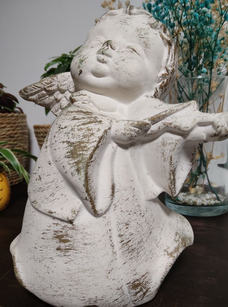 Anjo em cerâmica, estilo shabby chic