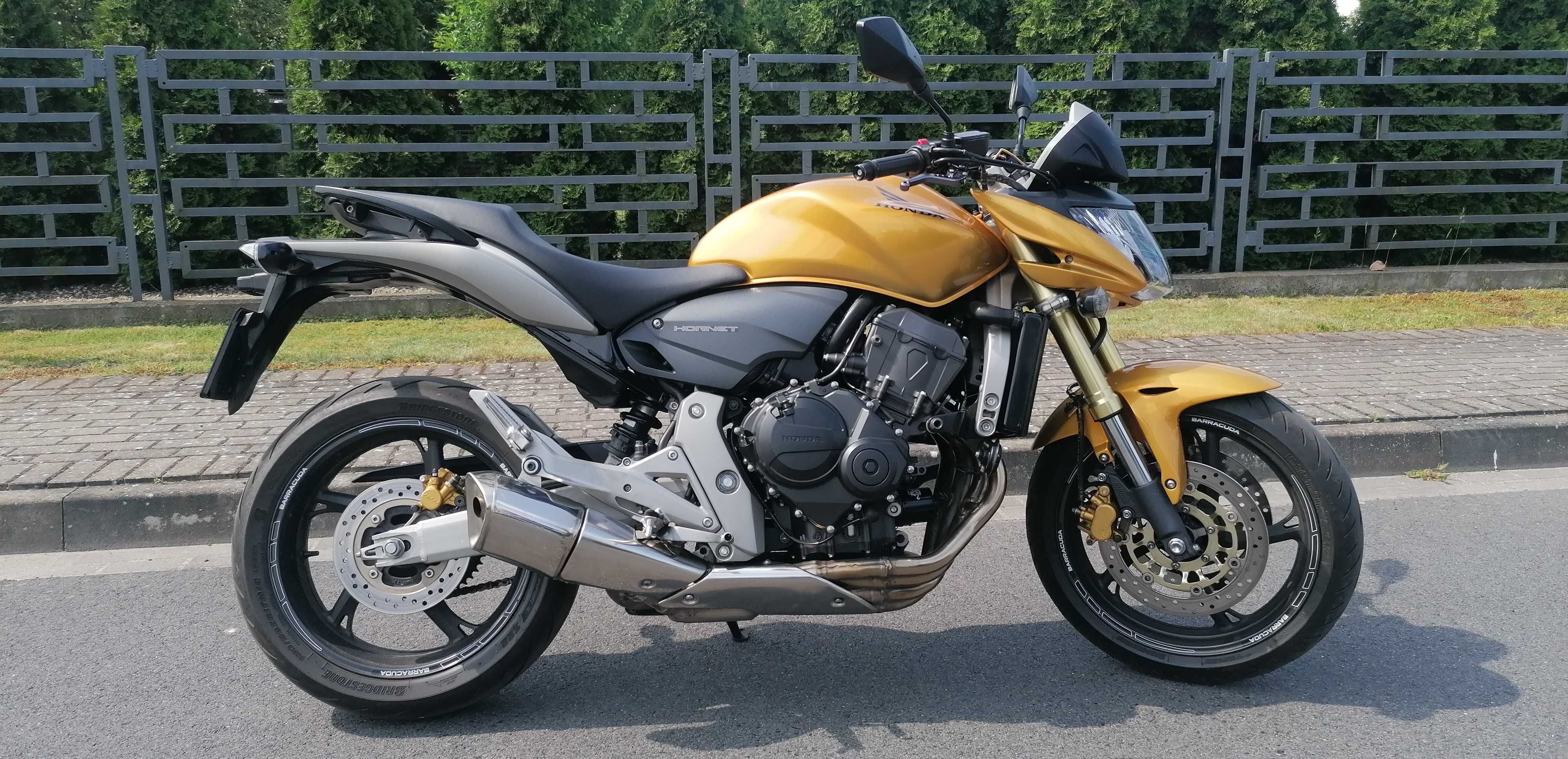 Honda Hornet pc41