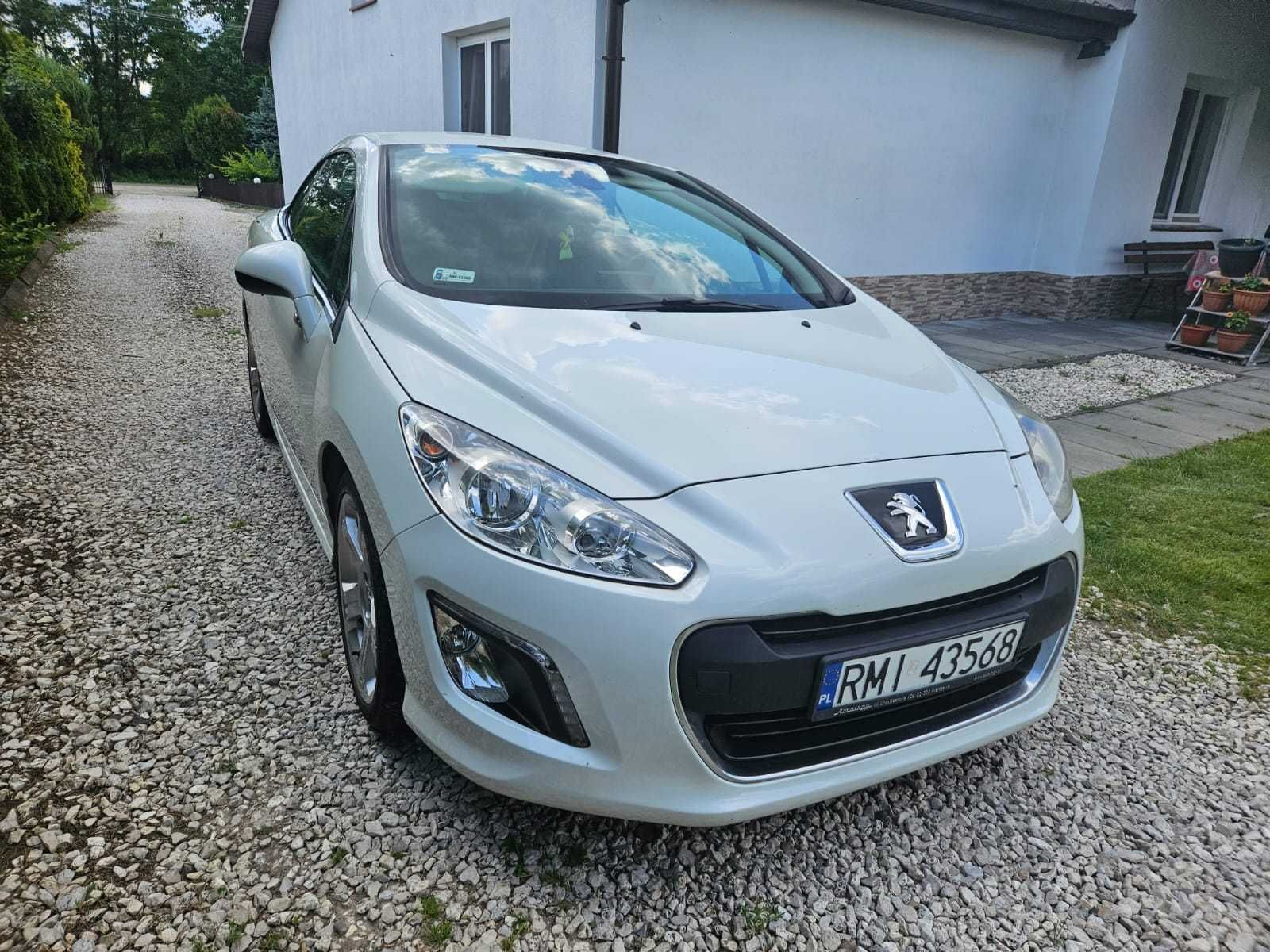 Peugeot 308 CC 1,6  TURBO  cabrio