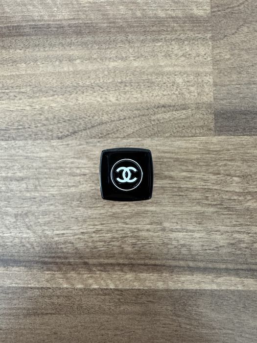 Chanel trwaly plynny cien do powiek OMBRE 87