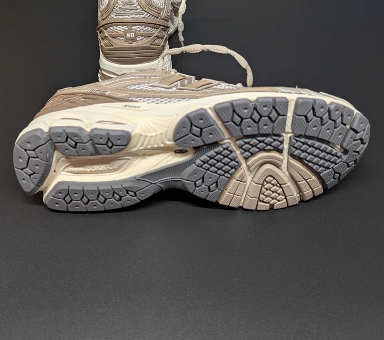 Оригінал Кросівки жіночі (40.5,26 см) New Balance 1906R Brown M1906RZB