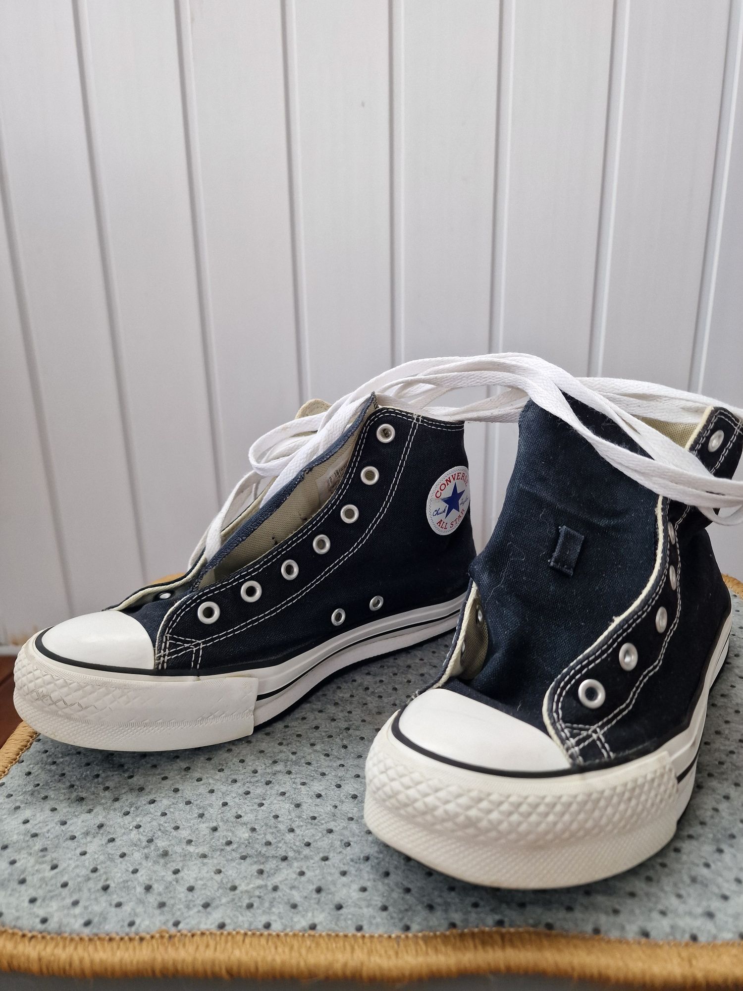 Do sprzedania trampki Converse