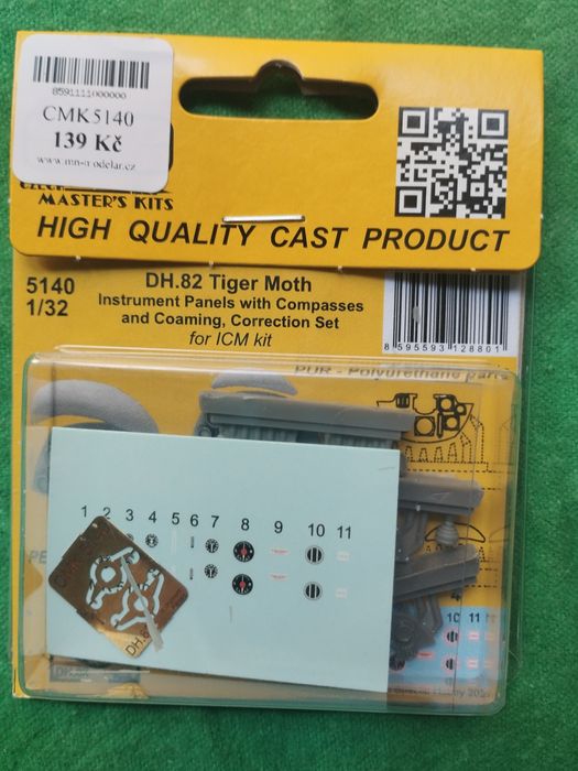 1/32 ICM 32038 de Havilland dH 82 A Tiger Moth CMK painel instrumentos