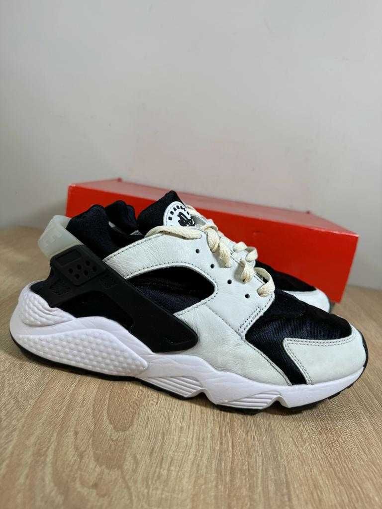 Nike air huarache 40 41 białe czarne sneakersy buty sportowe 42,5