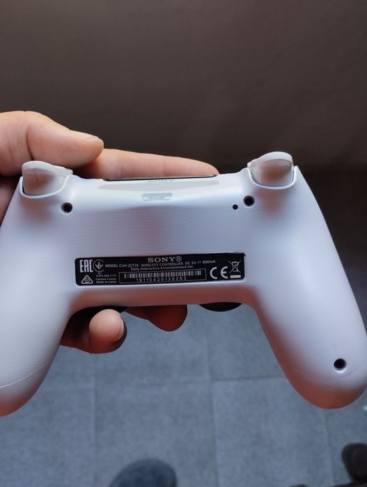 PlayStation 4 com comando move