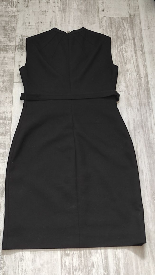 Klasyczna sukienka czarna Zara M