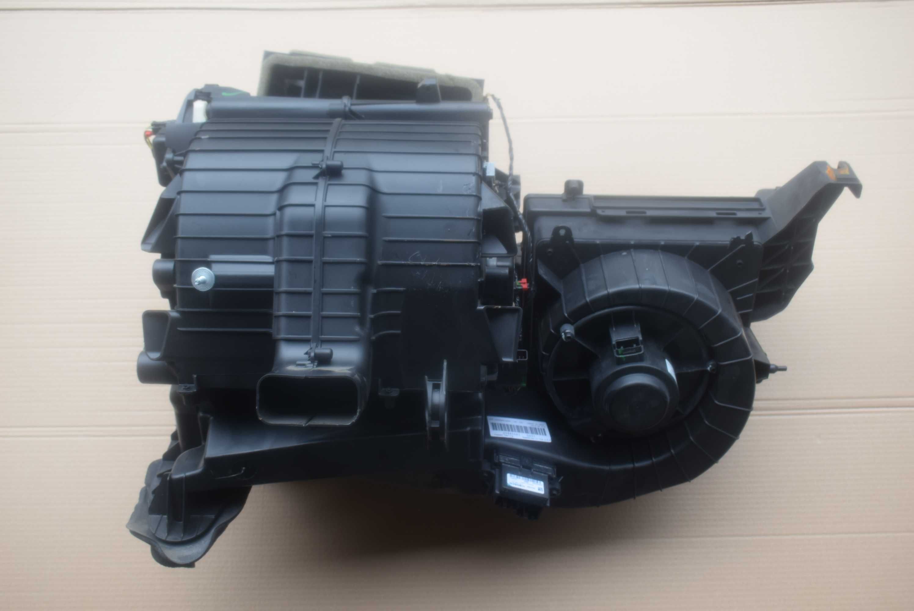 kompletna nagrzewnica SUZUKI GRAND VITARA XL7 3.6 V6 09r.