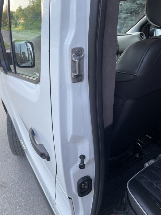 Renault Trafic 8+1 Срочно Vivaro Vito Transporter