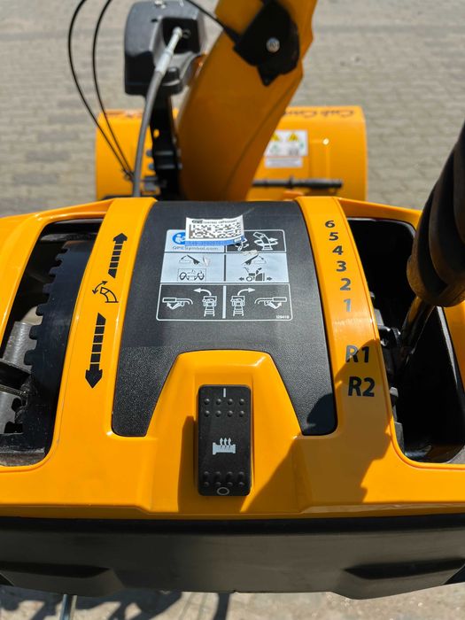 Dwustopniowa odśnieżarka spalinowa Cub Cadet NOWA z USA