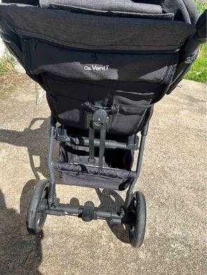 Carrinho Bebé NIU em Excelente Estado - Conforto e Estilo - COMO NOVO!