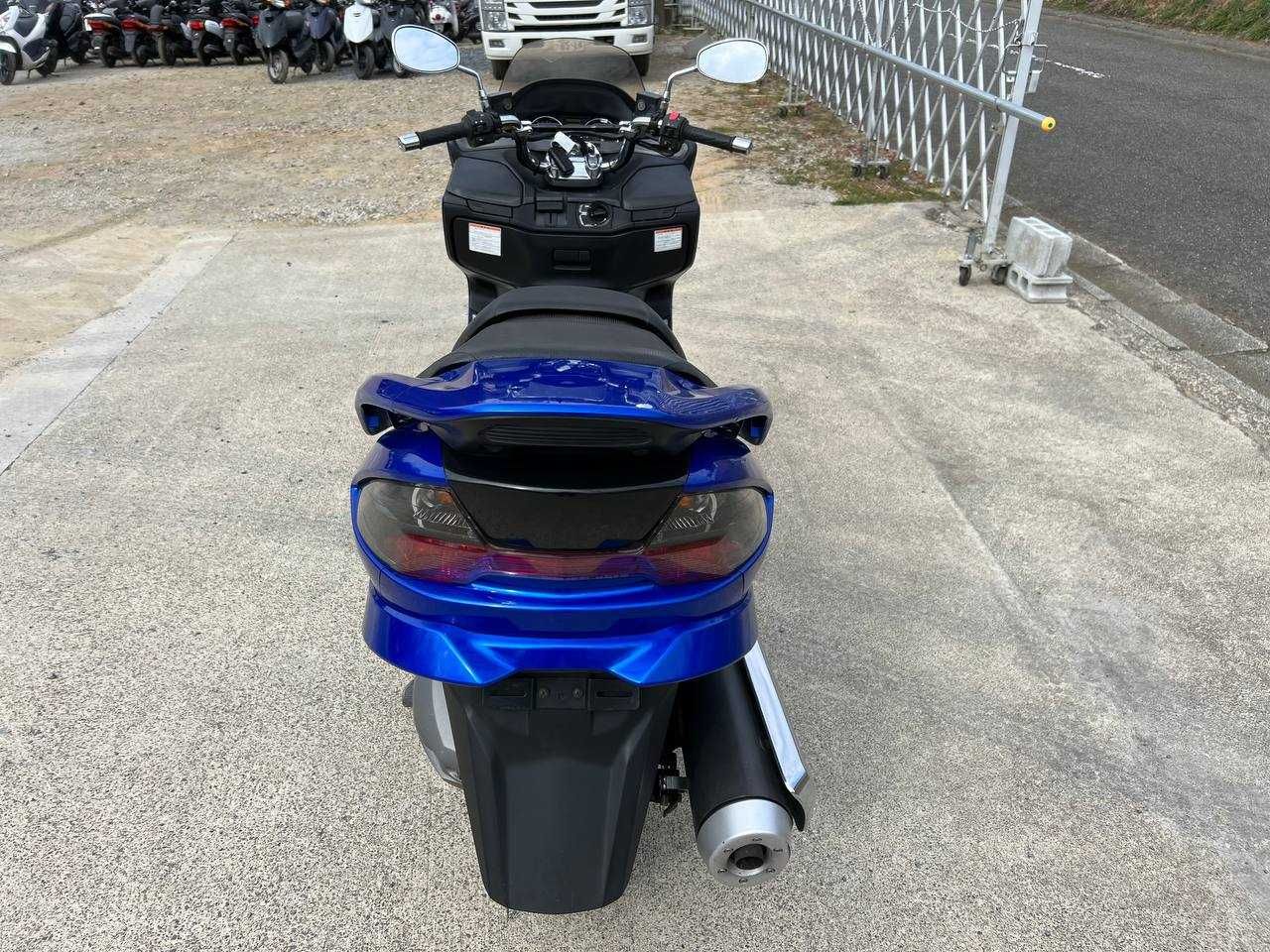 Японський Макси-скутер Suzuki SkyWave250 CJ44A в Арт мото Житомир