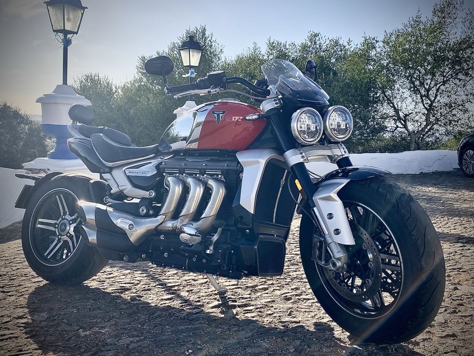 Triumph Rocket III GT, edição limitada Chrome Edition