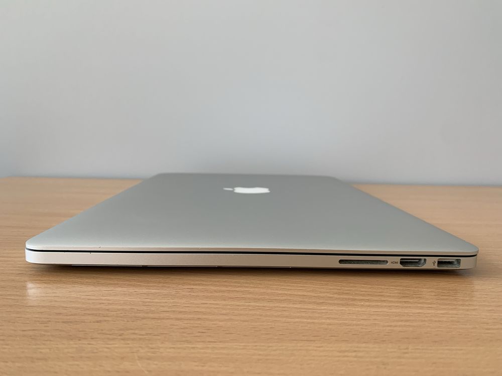 Macbook pro 15 2015 16gb/512gb