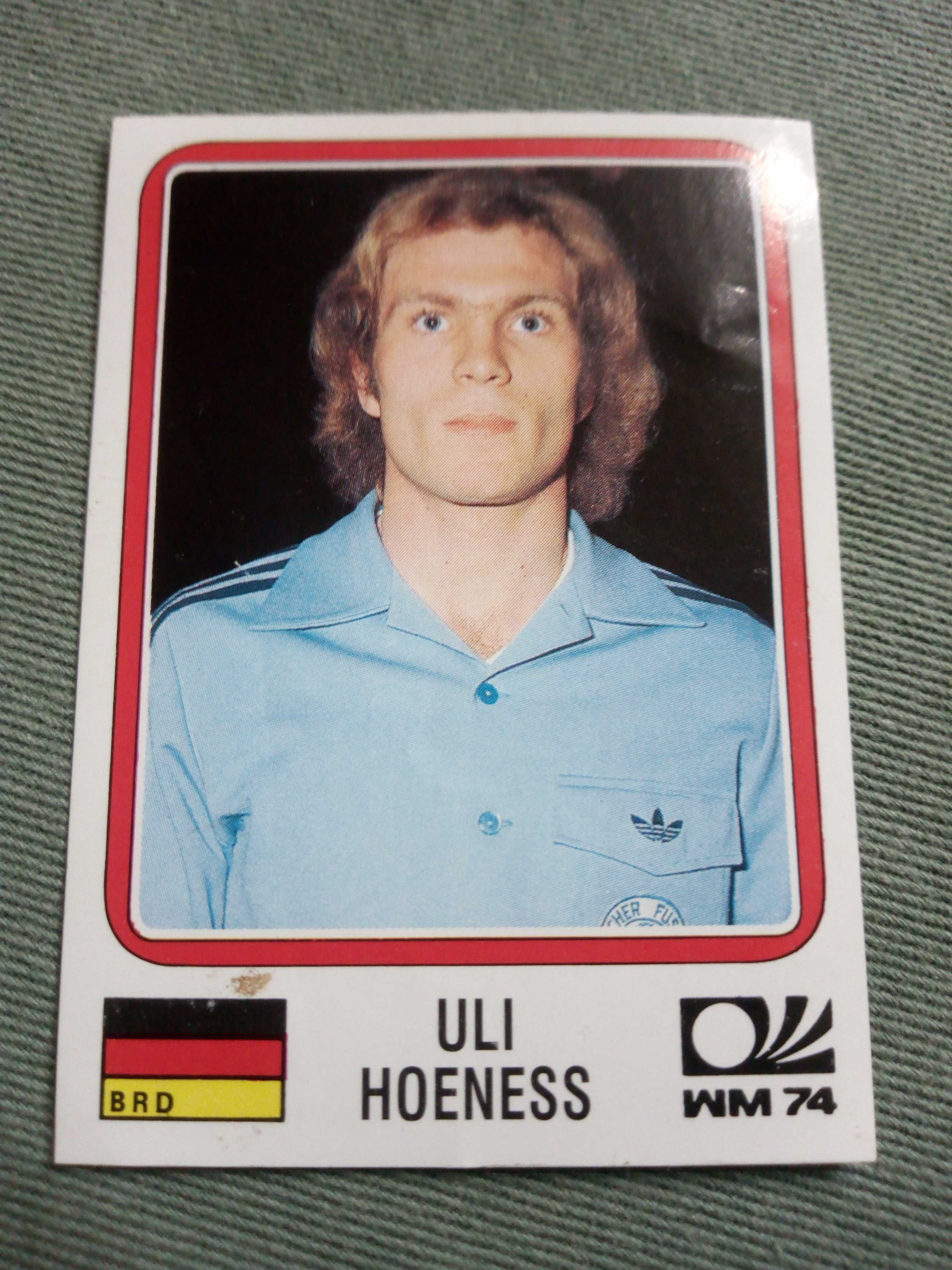 Cromo Panini World Cup Story de Uli Hoeness no Mundial 74 na Alemanha