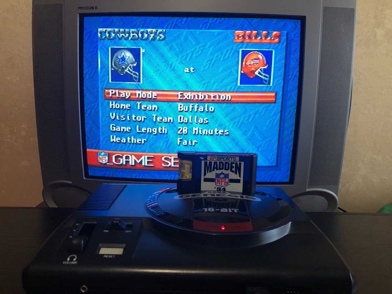 Sega Genesis Model 1 + аксесуари + гра Madden — оригінал!