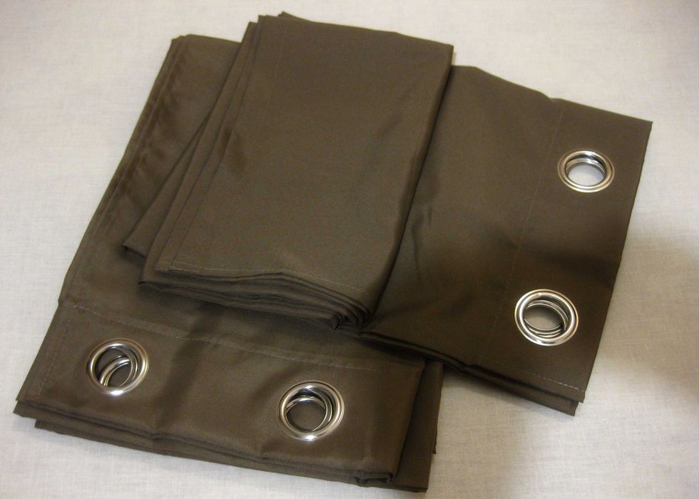 Zasłony brąz kakao 140 x 175 cm na przelotkach - komplet 2 szt.