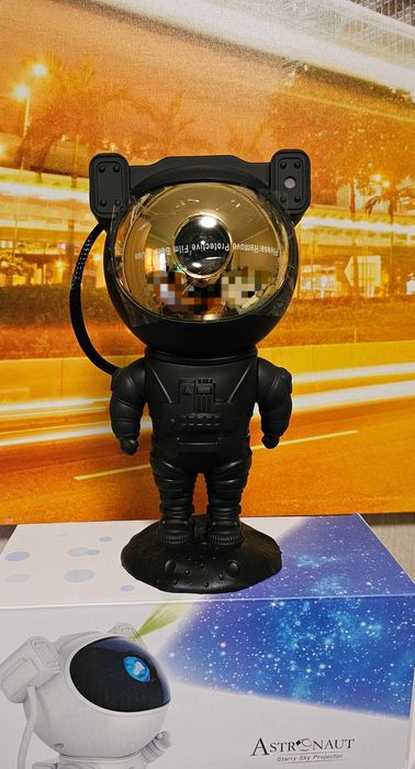 Нічник-проектор чорний Астронавт - Зоряне небо