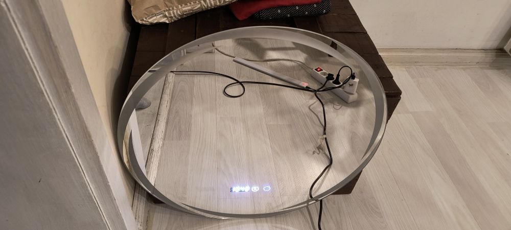 Lustro łazienkowe LED / zegarek / nowe!