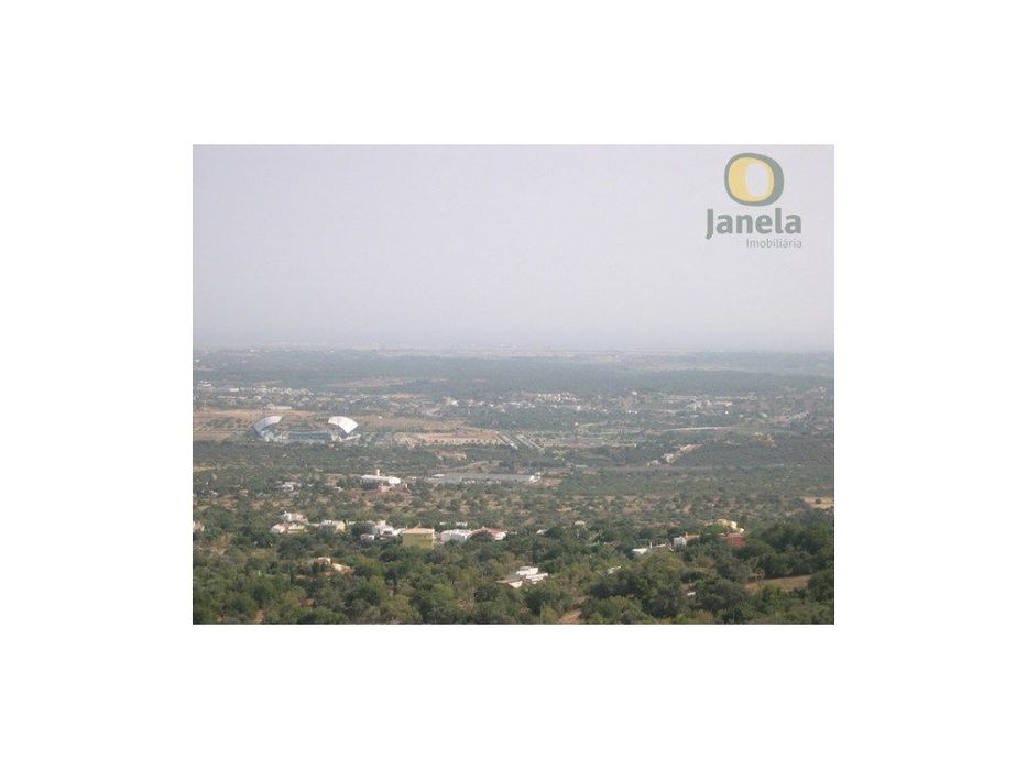 Terreno com 1120 m2