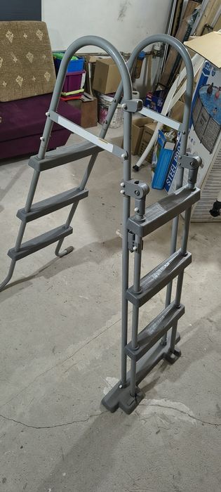 Drabinka oryginalna do basenu ogrodowego Bestway 457x107