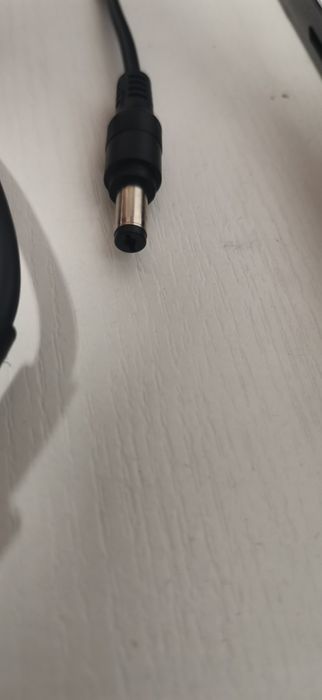 Z0353A Zasilacz CHICONY 19V 3,42A 65W A18-065N3A 3,5X1,2