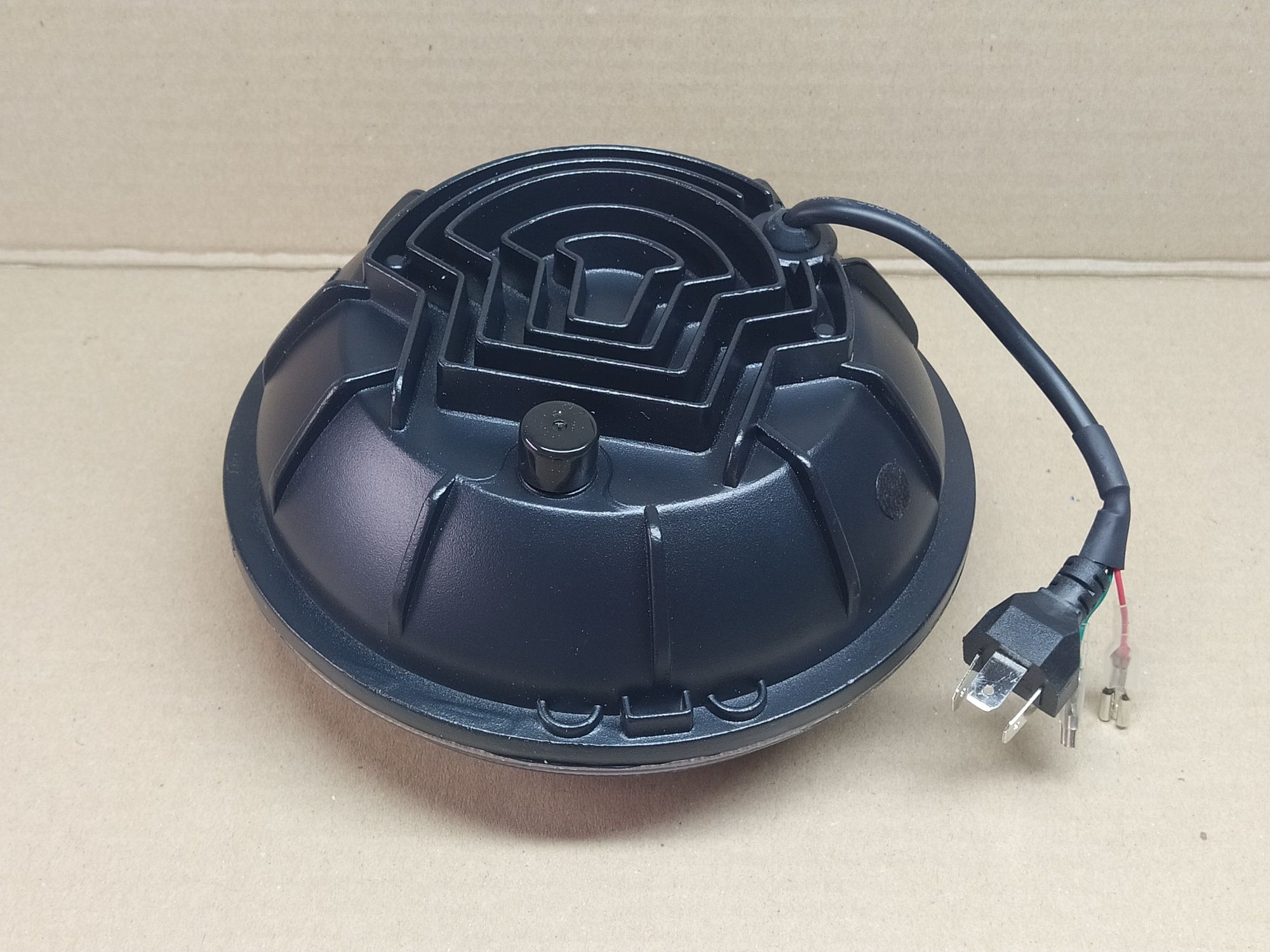 Фара мото диодная с 2 габаритами ДХО 12V