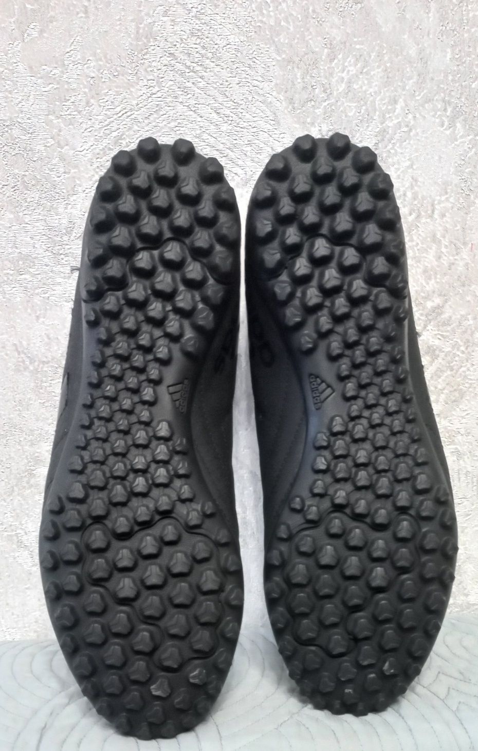 Сороконіжки Adidas оригінал 43.5р