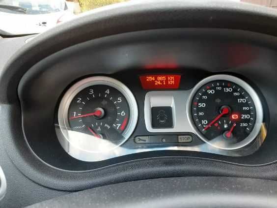 Renault Clio 1,2 benzyna + gaz