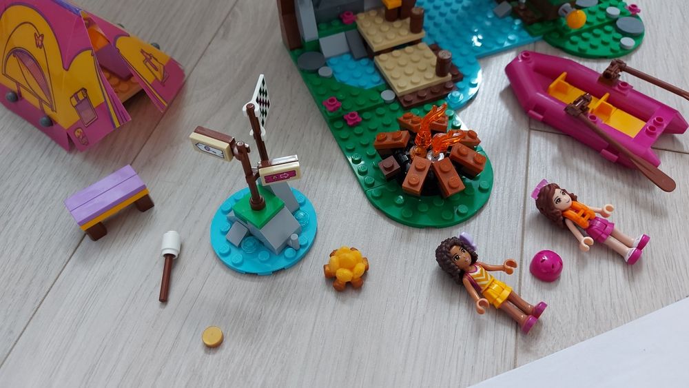 Klocki LEGO Friends 41121 Spływ pontonem