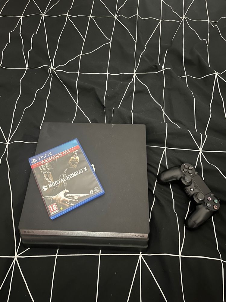 Ps4 Pro+1 comando e +1 jogo