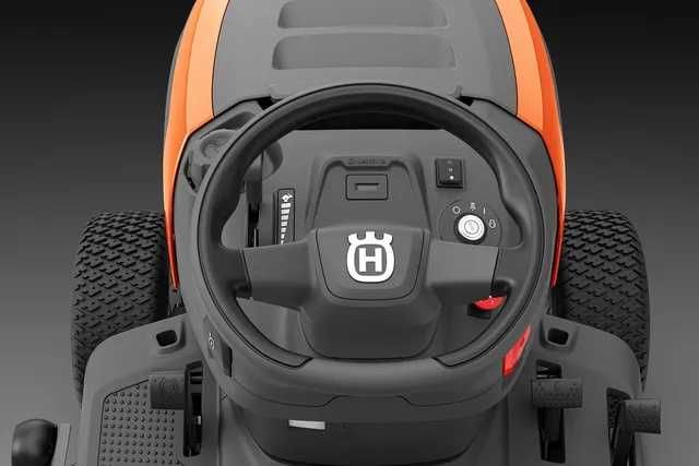Traktorek Husqvarna TS220T