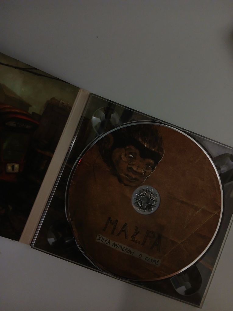 Małpa - kilka numerów o czymś Cd