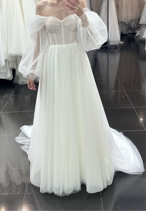 Весільна сукня айворі