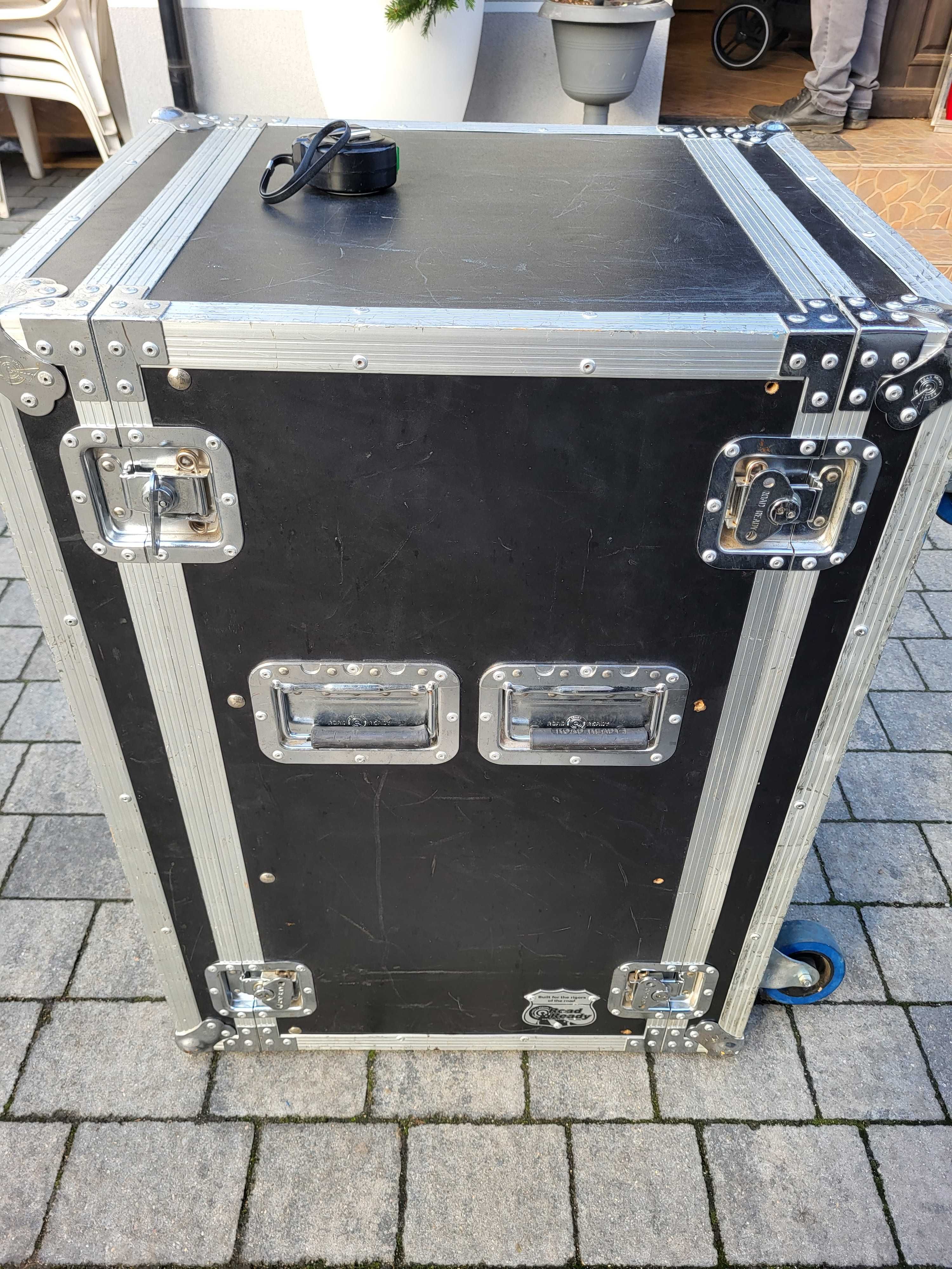 RACK 18U Double door 1x szyna - 47cm do klapy  Dostępne 4 sztuki